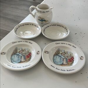 Wedgwood White Ceramic Tea plates Set